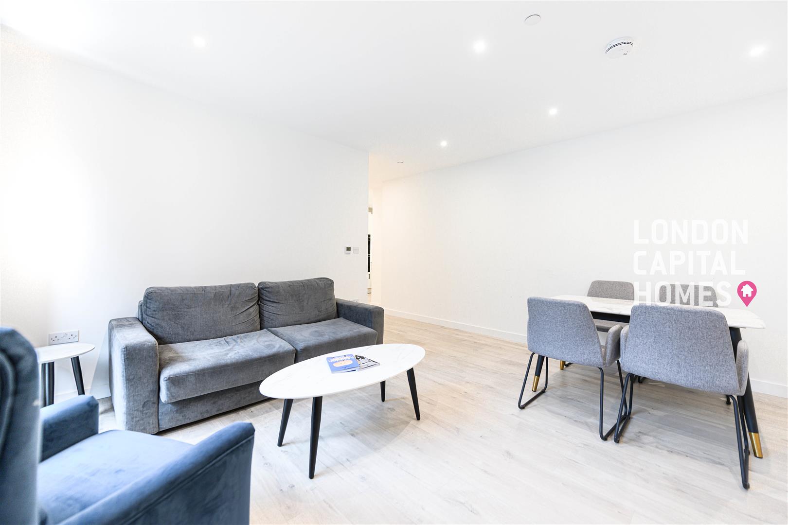 2 bed property in Willowbrook House, Coster Avenue, London